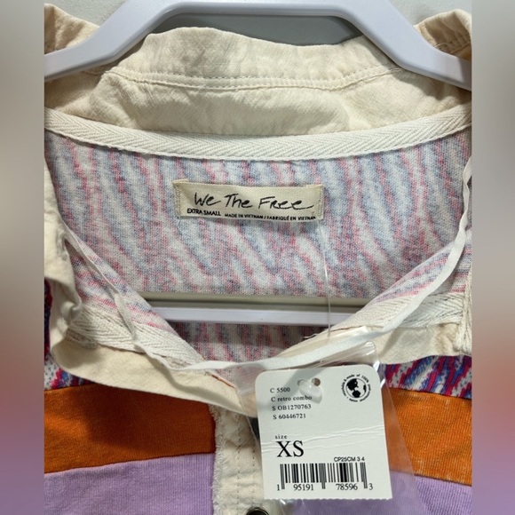 NWT We the Free Bella Tee Retro Combo - XS - Picture 7 of 9